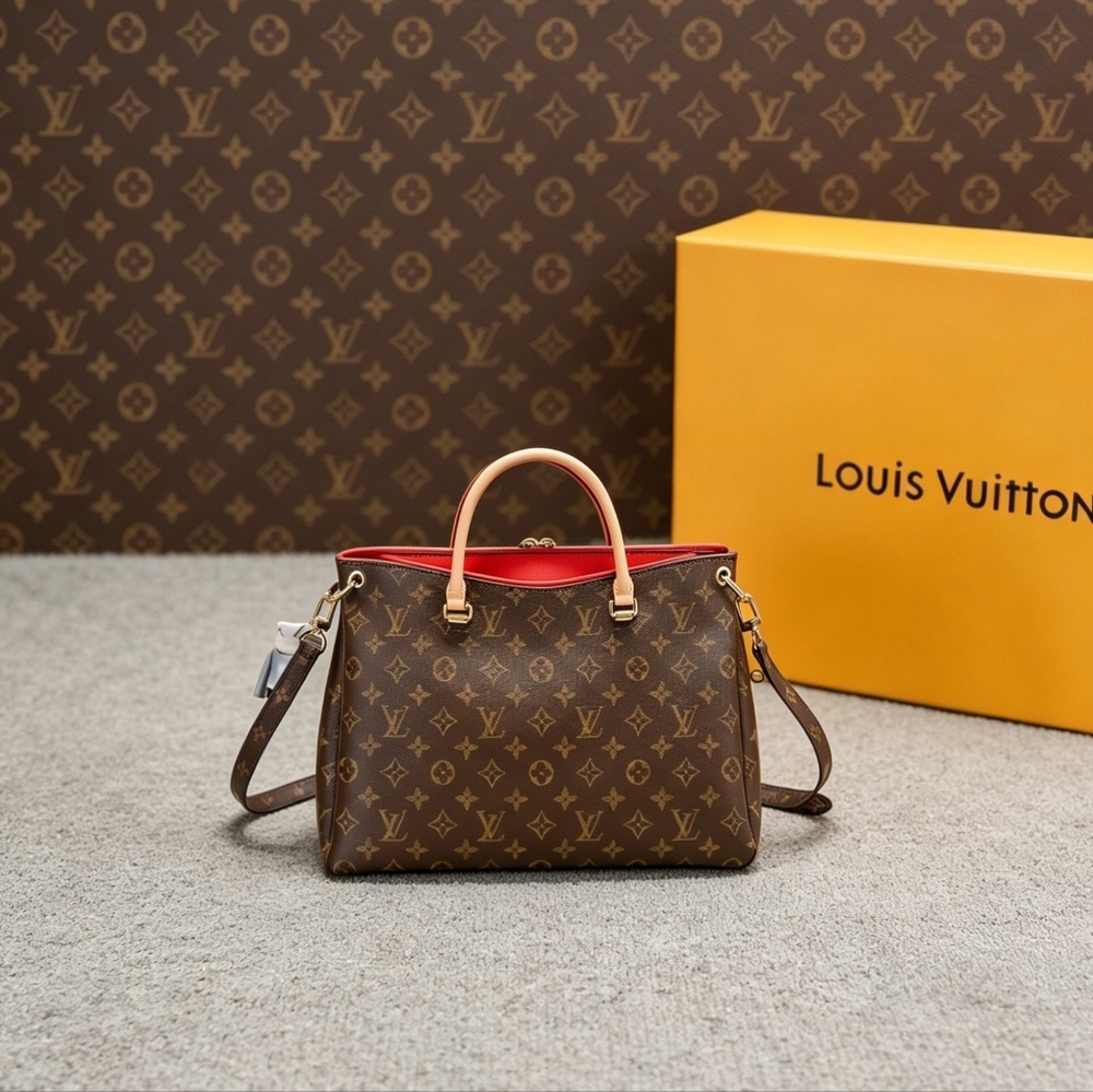 Louis Vuitton Pallas MM Bag
